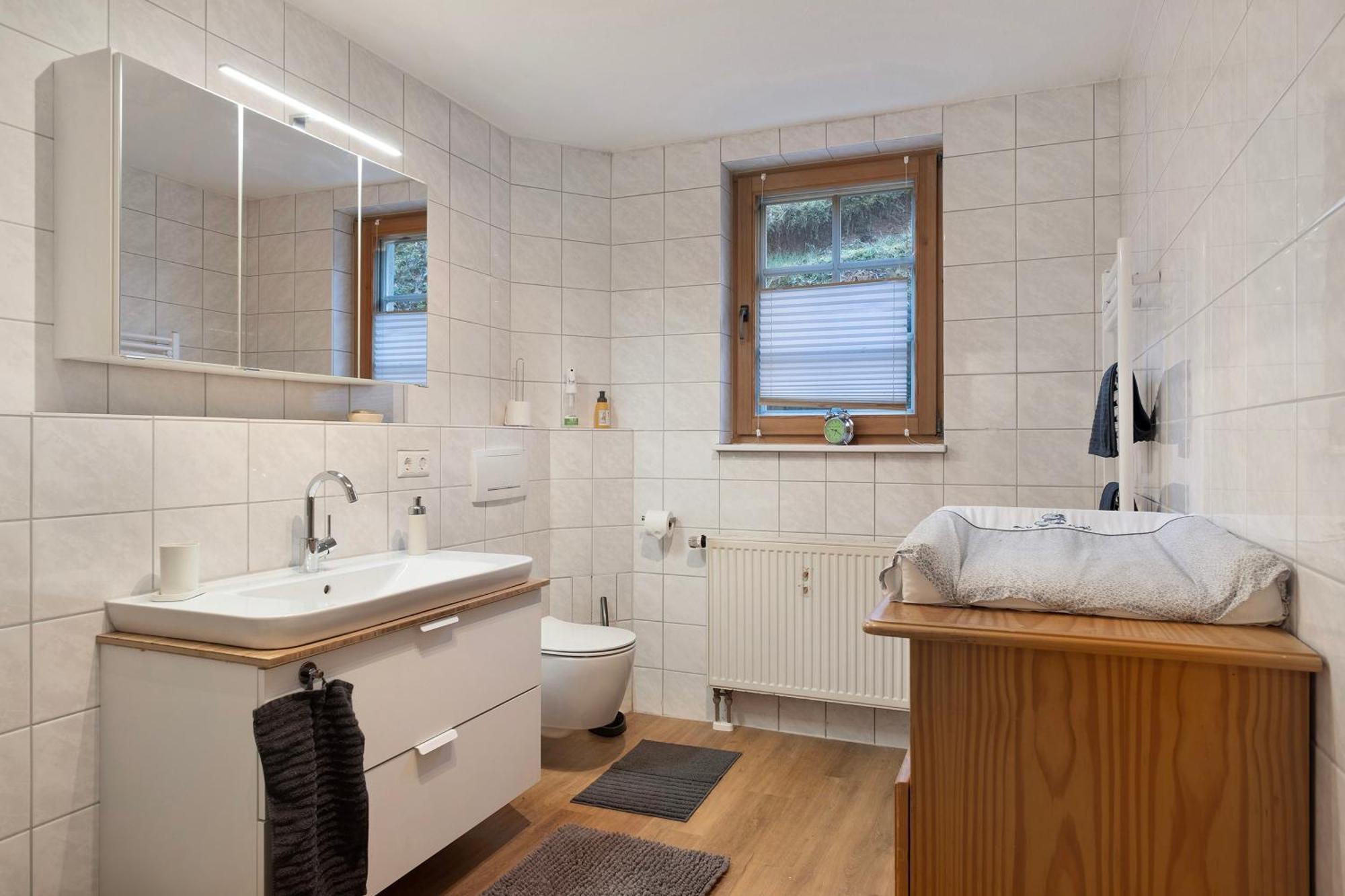 Ruhige Schwarzwald Ferienwohnung Buchenbach  Εξωτερικό φωτογραφία